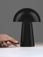 Ande LED-Tischleuchte 2W, IP20, Matt Black, USB-C,dimmbar – Bild 7
